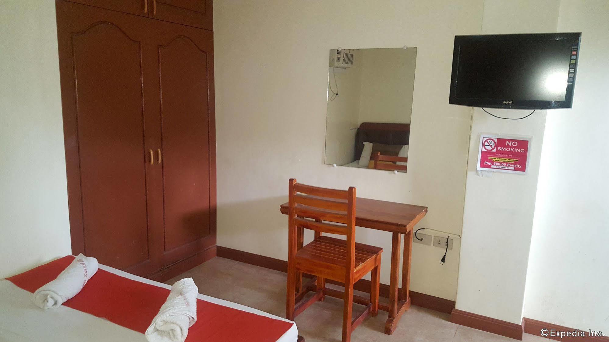 Jilian Tourist Inn Puerto Princesa Bagian luar foto
